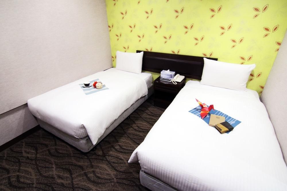 ECFA Hotel Tainan photo 3