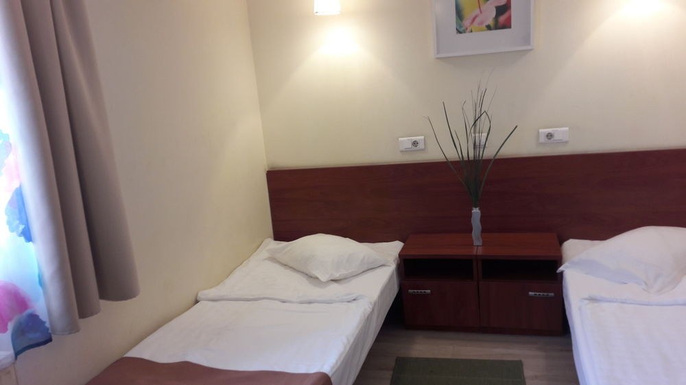 City Hotel Bucharest photo 1