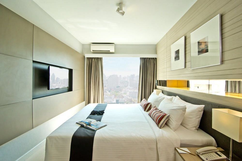 AT MIND EXECUTIVE SUITES