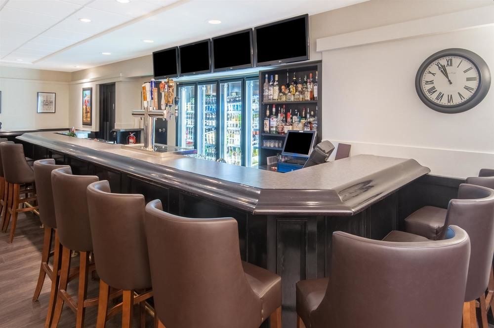 RAMADA PLAZA CALGARY DOWNTOWN photo 1