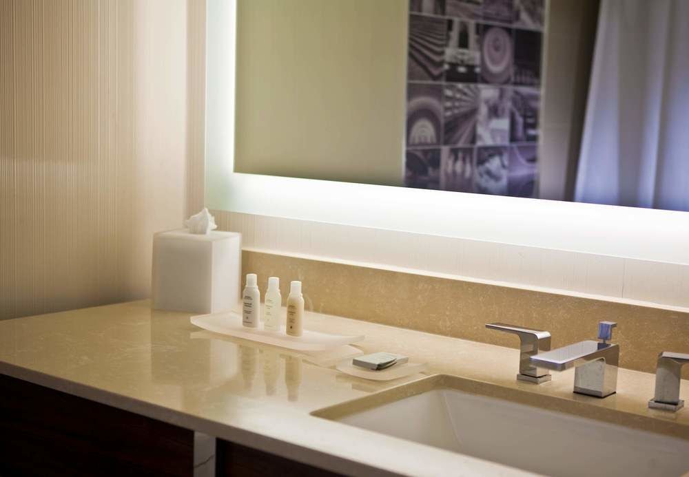 RENAISSANCE WASHINGTON, DC DOWNTOWN HOTEL photo 1