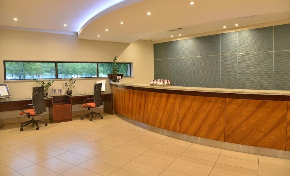 CITY LODGE HOTEL FOURWAYS photo 2