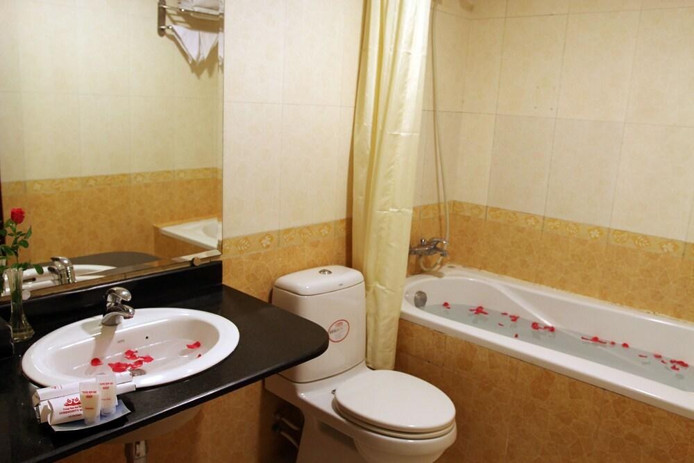 HANOI SERENDIPITY HOTEL photo 2