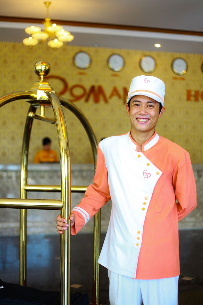 ROMANCE HOTEL