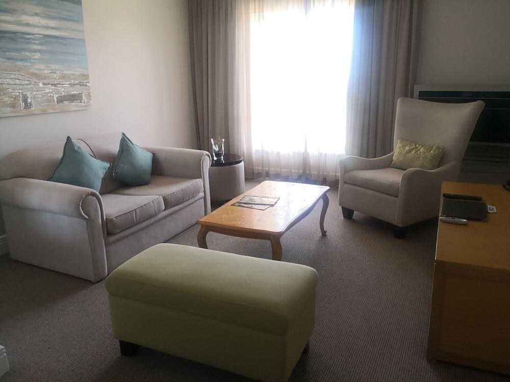 Riverside Hotel photo 4