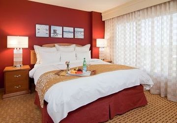 MARRIOTT SUITES photo 4