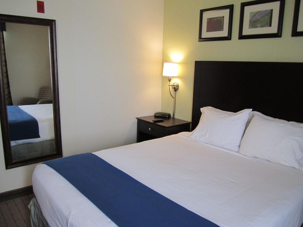 HOLIDAY INN EXPRESS BOSTON photo 4