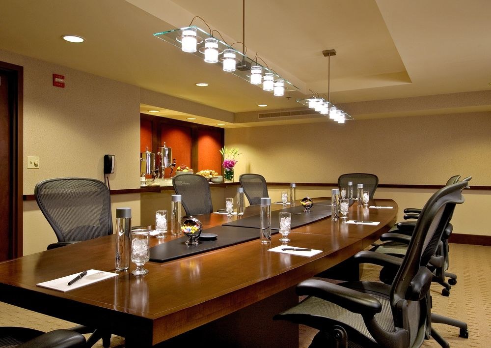 CROWNE PLAZA CHICAGO WEST LOOP