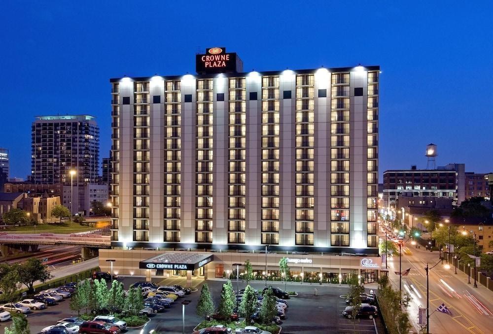 CROWNE PLAZA CHICAGO WEST LOOP photo 4