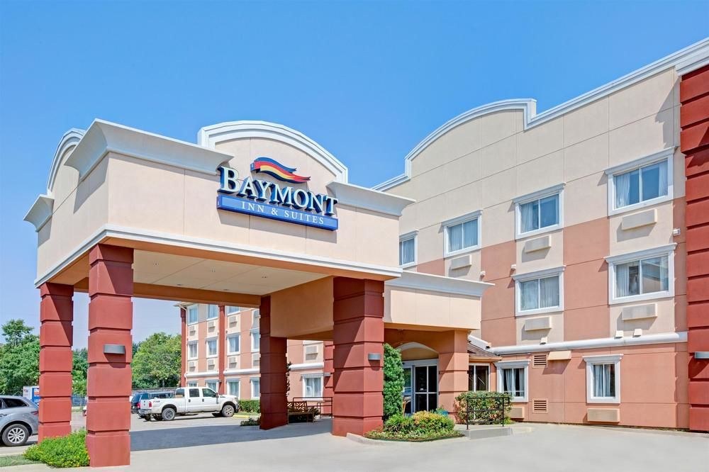 Baymont Inn and Suites Dallas Love Field
