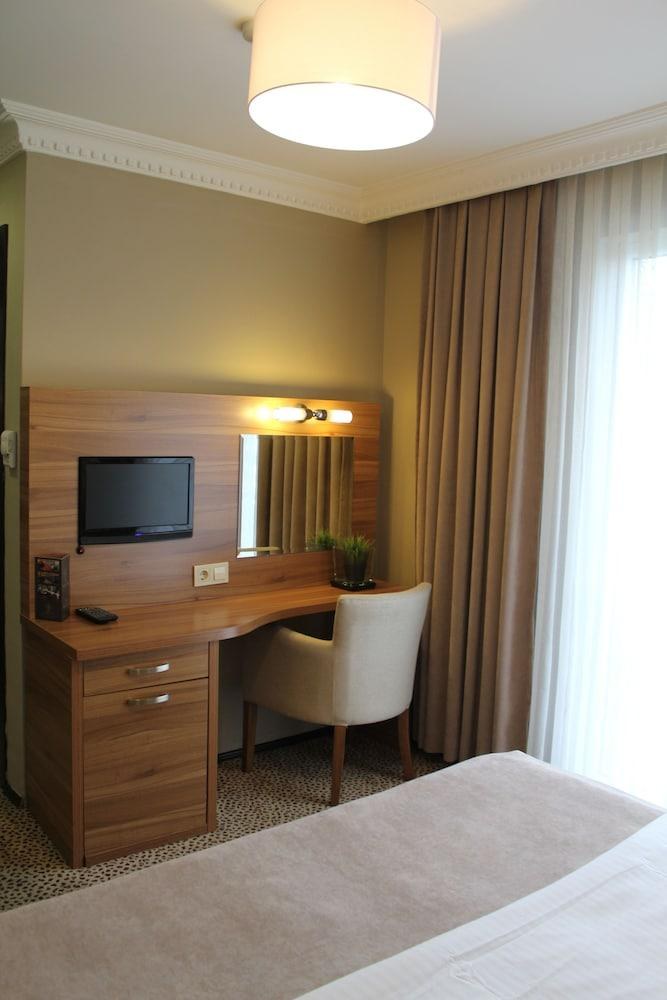 AIR BOSS HOTEL photo 3