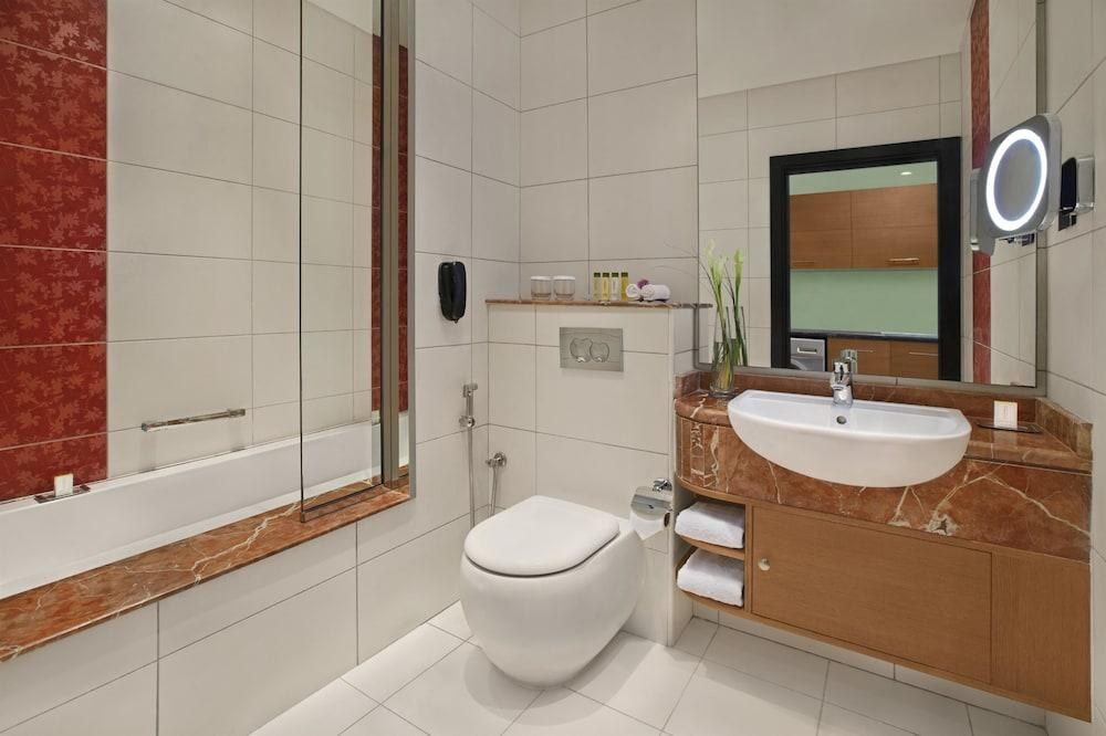 DoubleTree by Hilton Hotel & Residences Dubai Al Barsha photo 4