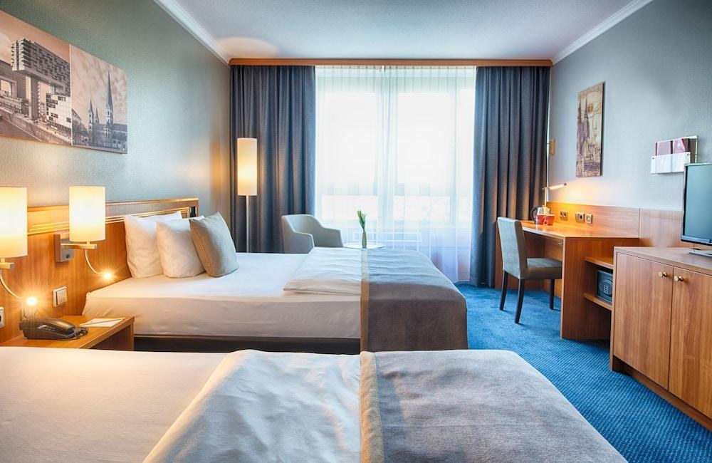 LEONARDO HOTEL KOLN BONN AIRPORT photo 2