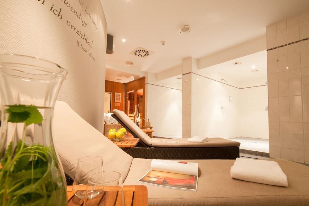 HOTEL CLOSTERMANNS HOF photo 2