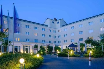 Airways Hotels Frankfurt Airport West photo 1