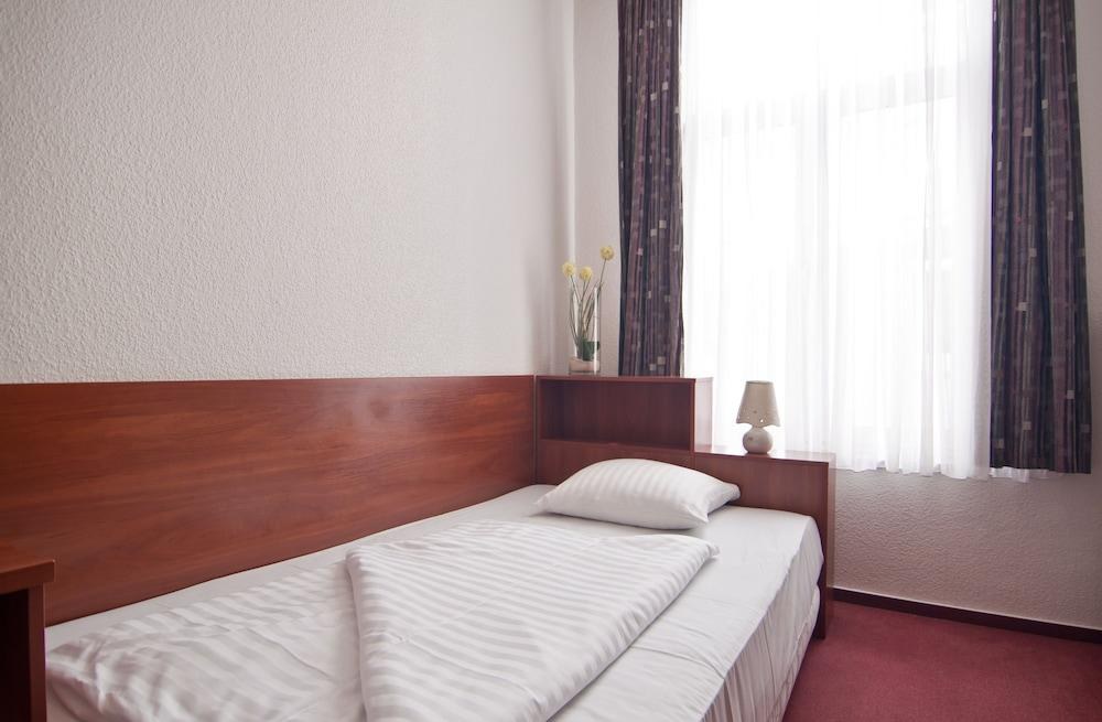 NOVUM photo 3