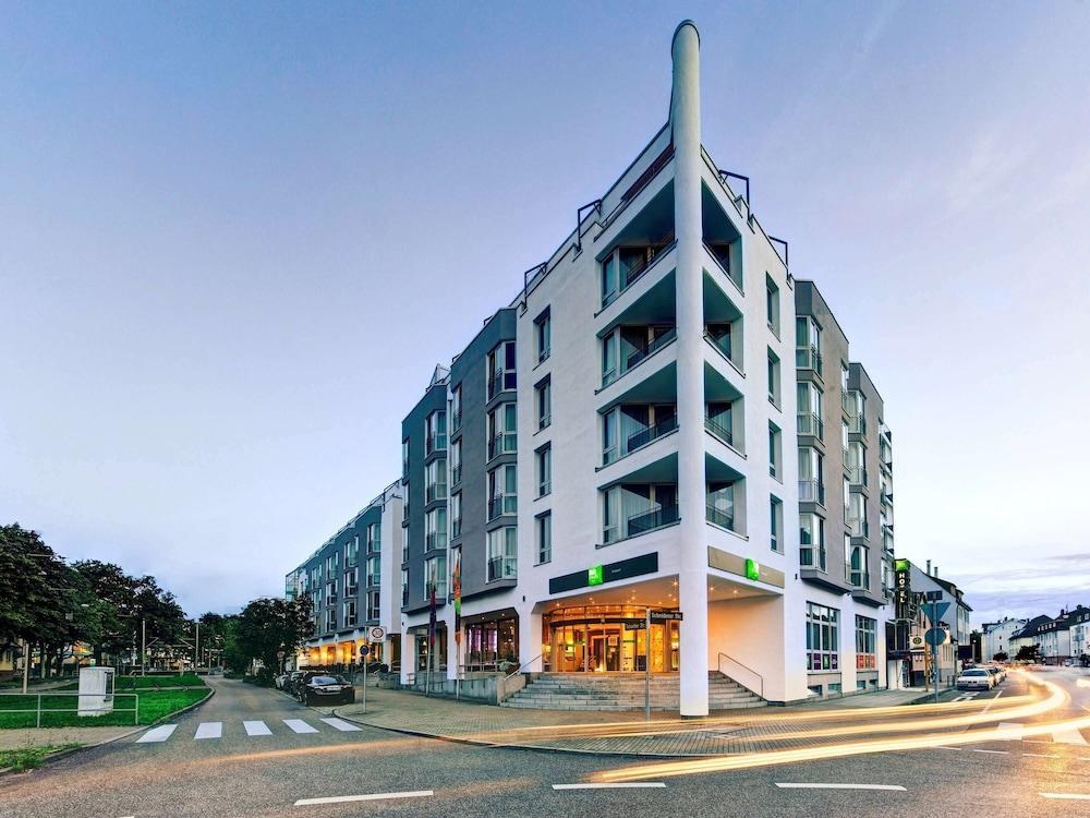 Premier Inn Premier Inn Stuttgart Bad Cannstatt photo 2