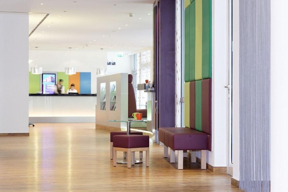 Premier Inn Premier Inn Stuttgart Bad Cannstatt photo 3