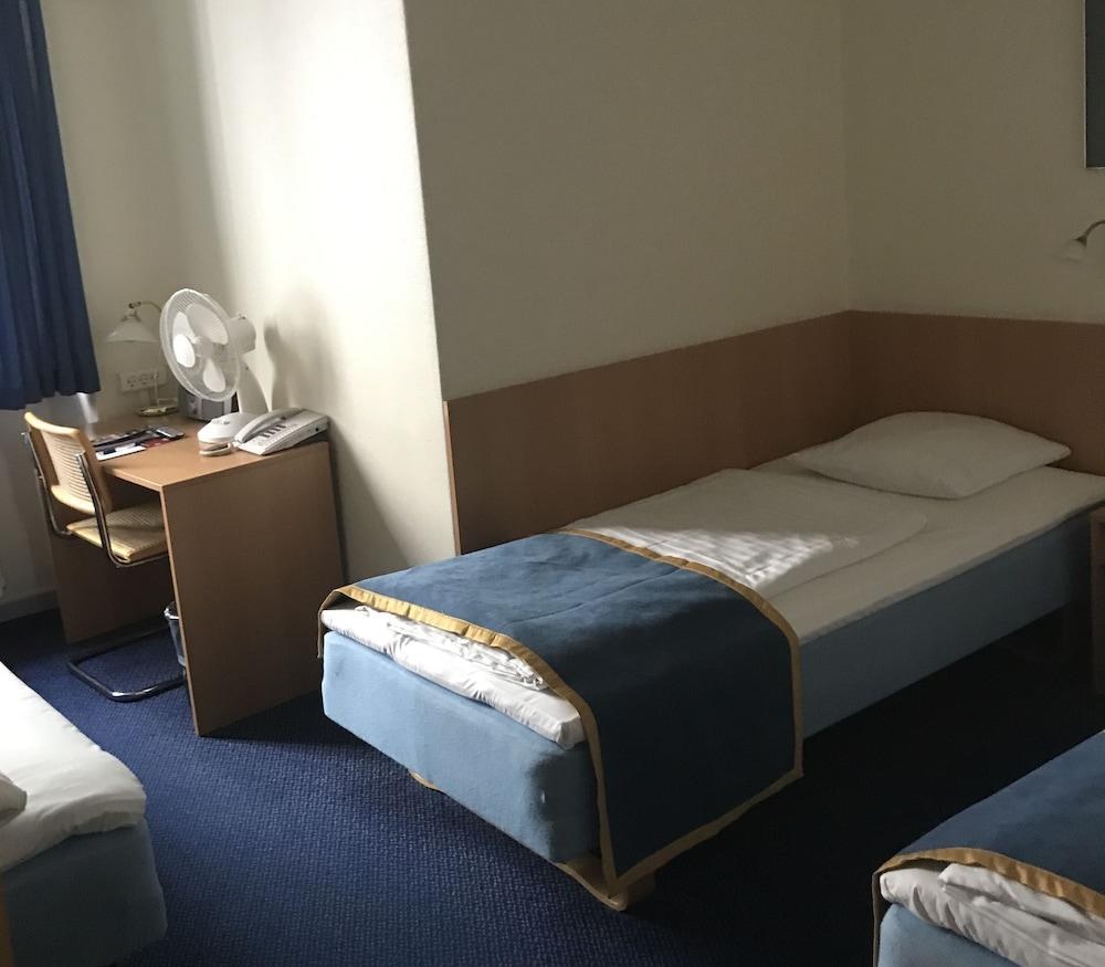 HOTEL MARITIME photo 3