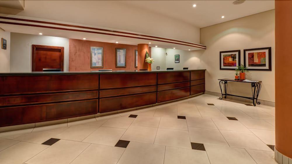 SOUTHERN SUN RIDGEWAY photo 2