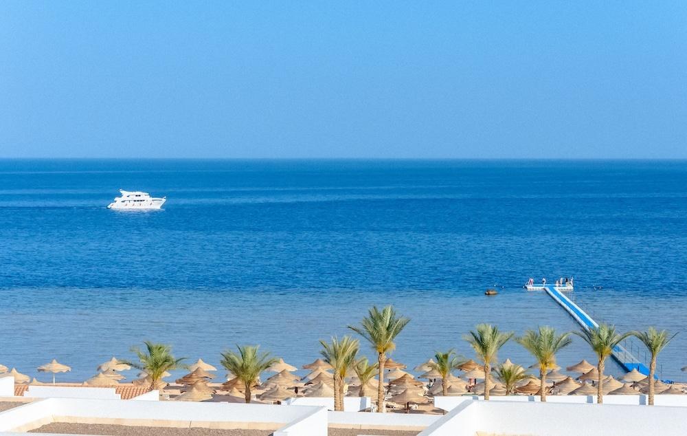 CORAL BEACH RESORT MONTAZAH photo 4