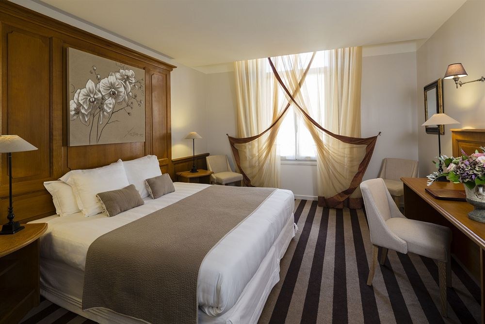 HOSTELLERIE LE CEDRE photo 1