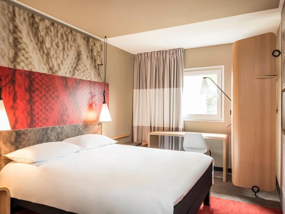 IBIS LONDON STRATFORD photo 4