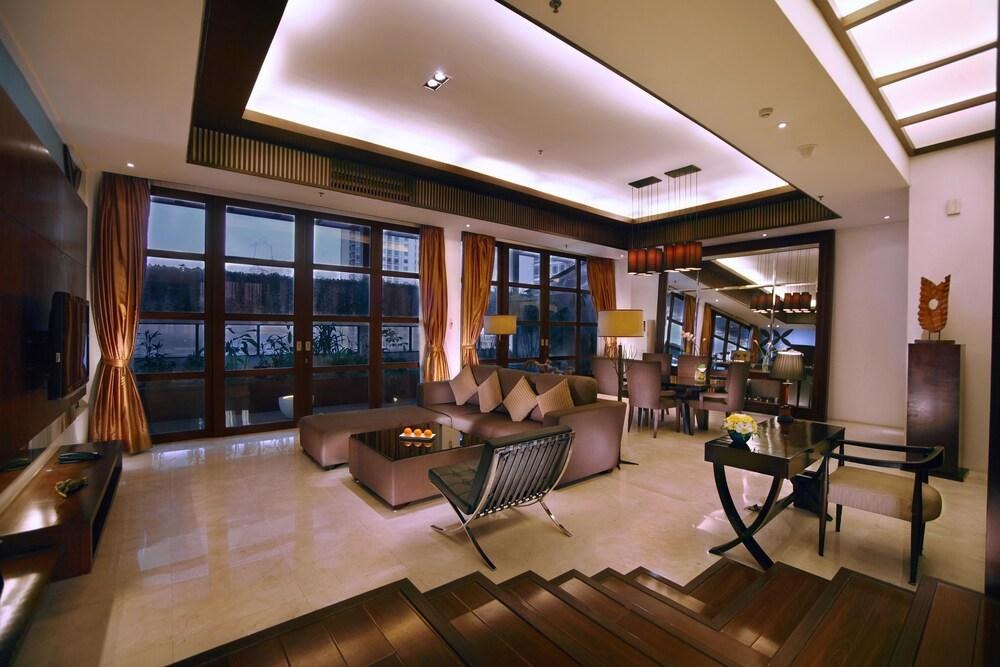 ASTON AT KUNINGAN SUITES photo 2