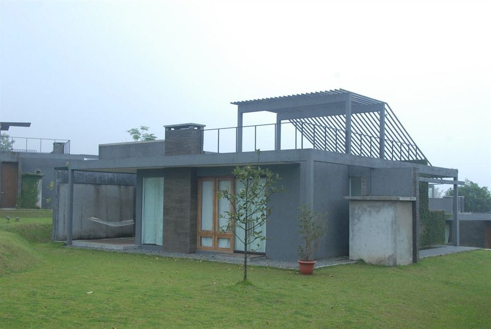 TEA GARDEN RESORT