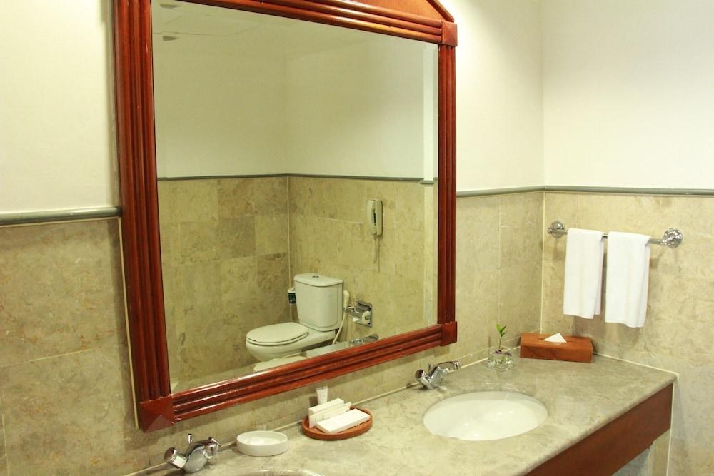 MILLENIUM HOTEL SIRIH JAKARTA photo 2