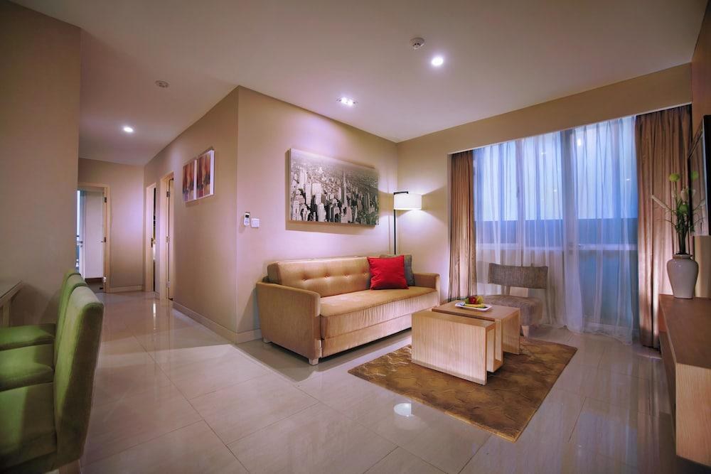 EL ROYALE HOTEL JAKARTA photo 4