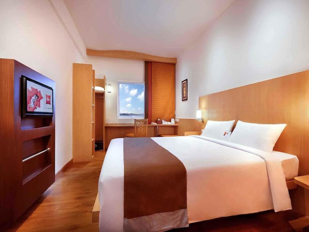 IBIS BALI KUTA photo 3