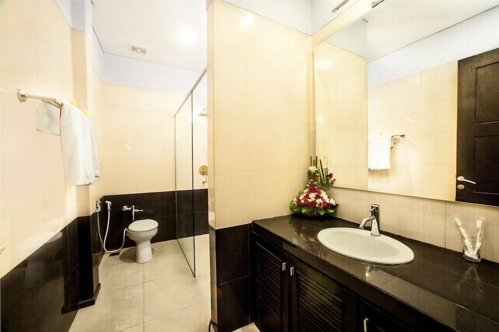 THE RADIANT HOTEL & SPA photo 4