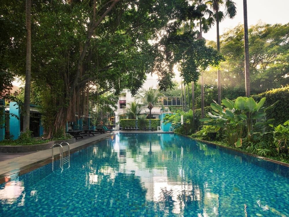MERCURE SURABAYA