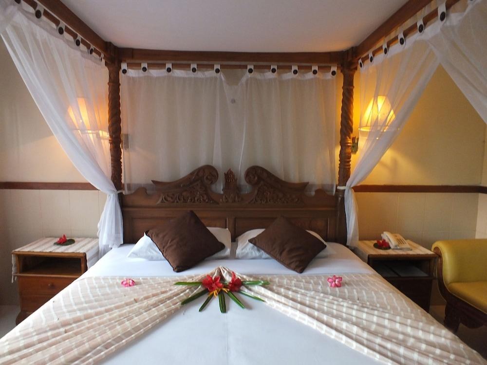 PALM BEACH HOTEL photo 3