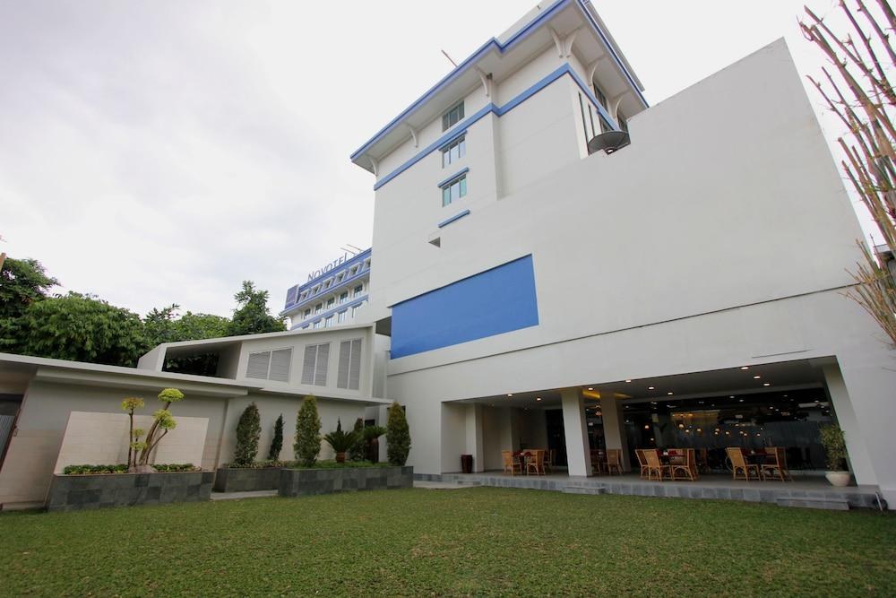 NOVOTEL YOGYAKARTA photo 2