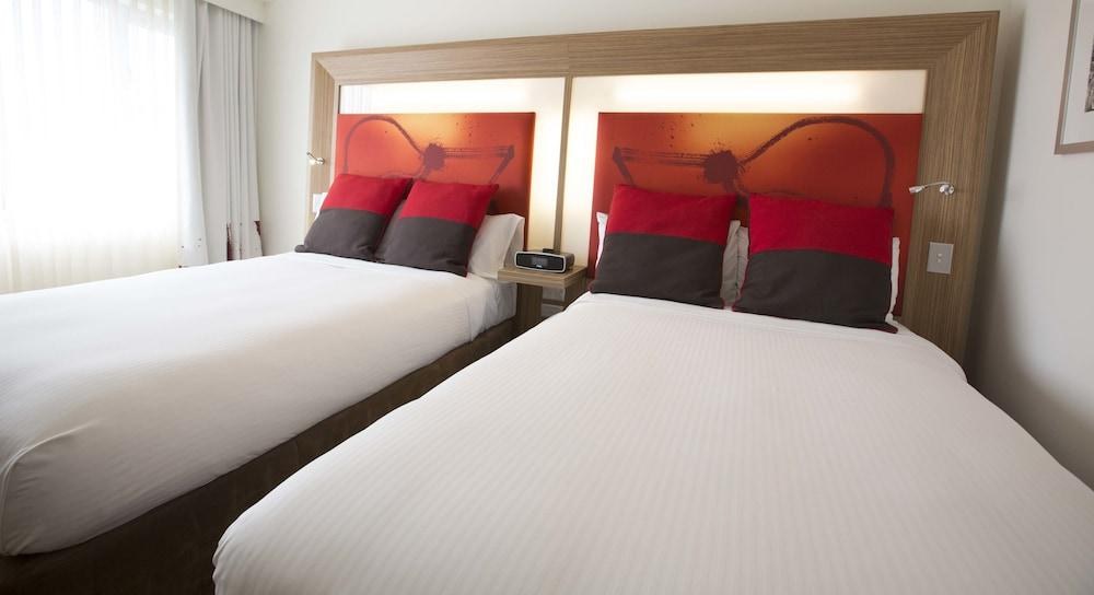 NOVOTEL OLYMPIC PARK photo 2