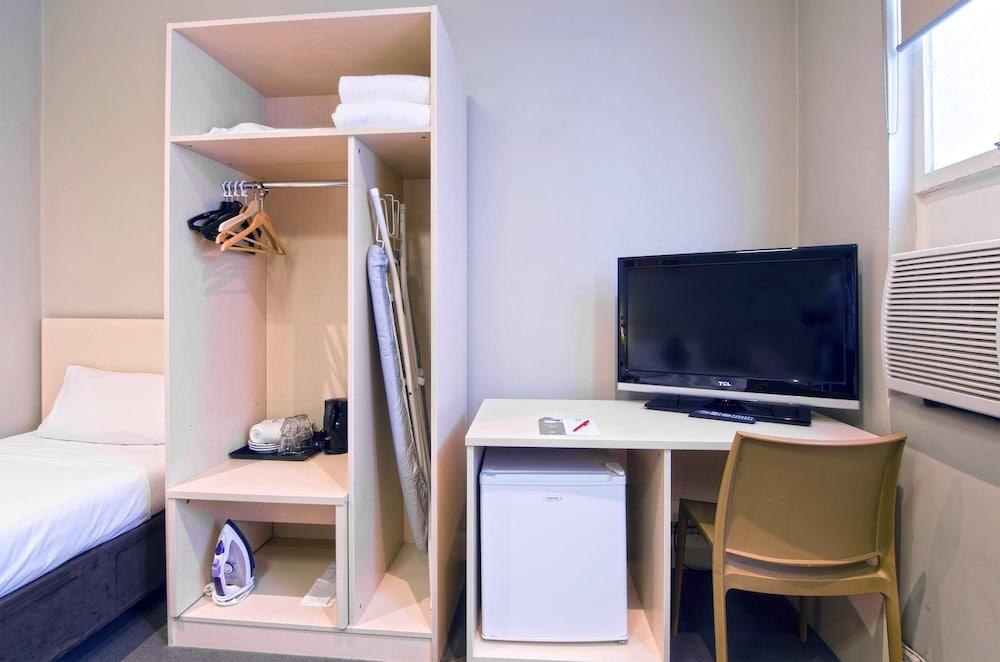 Ibis Styles Kingsgate photo 4