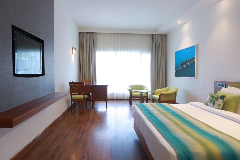 THE AVENUE REGENT photo 3