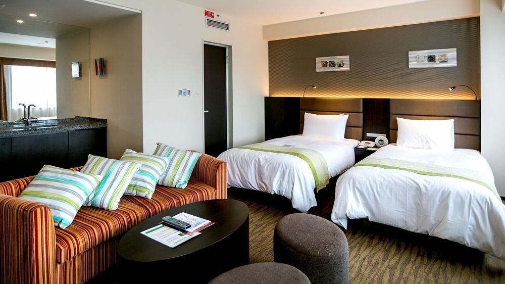 HOLIDAY INN OSAKA NAMBA photo 1