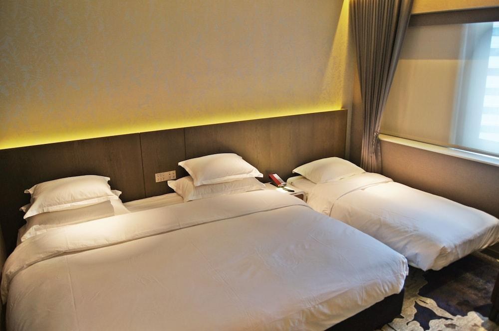 BROTHER HOTEL