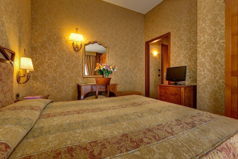 VILLA MORGAGNI photo 4