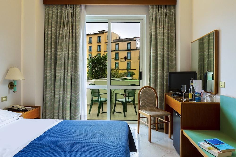 Ara Maris Hotel & Spa photo 2