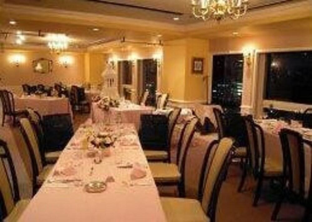 OSAKA CASTLE HOTEL photo 4