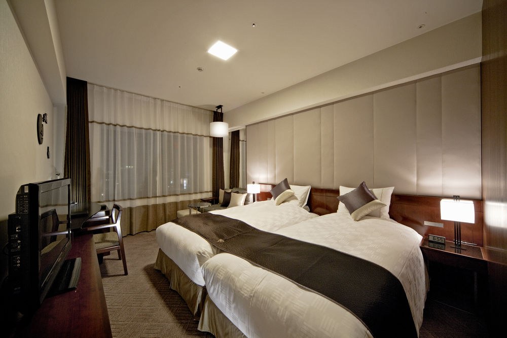 THE ROYAL PARK HOTEL KYOTO SANJO photo 1