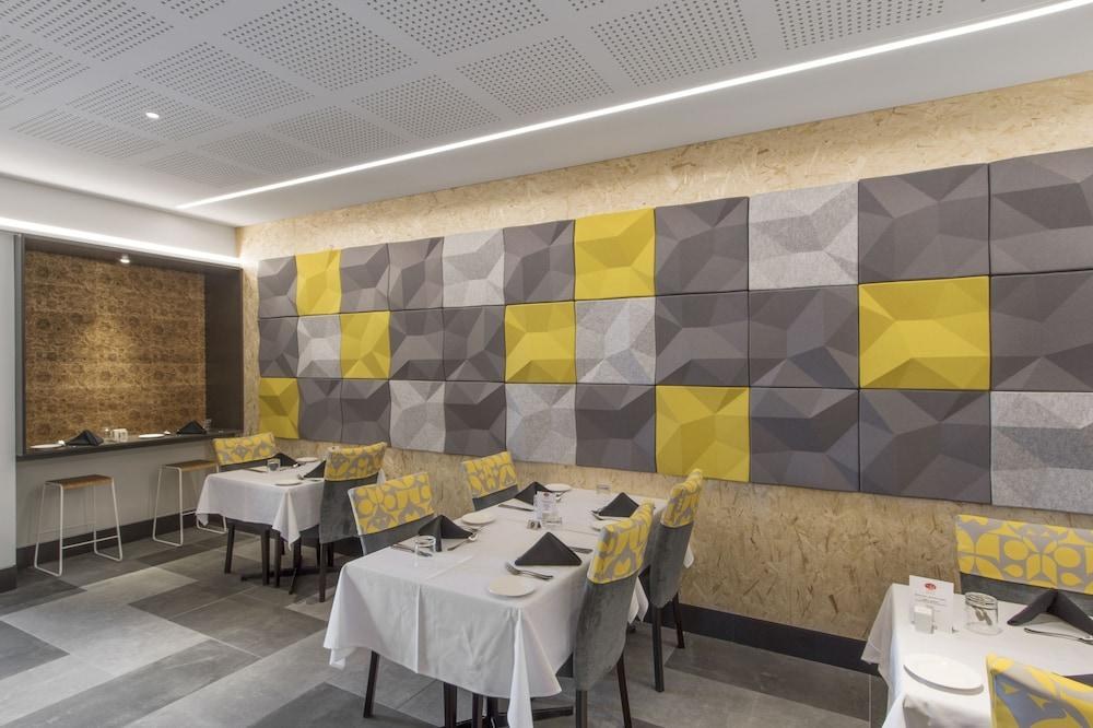 METRO HOTEL PERTH photo 4