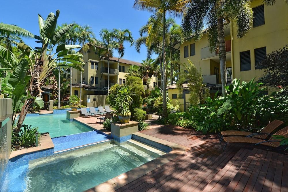 REEF CLUB RESORT photo 2