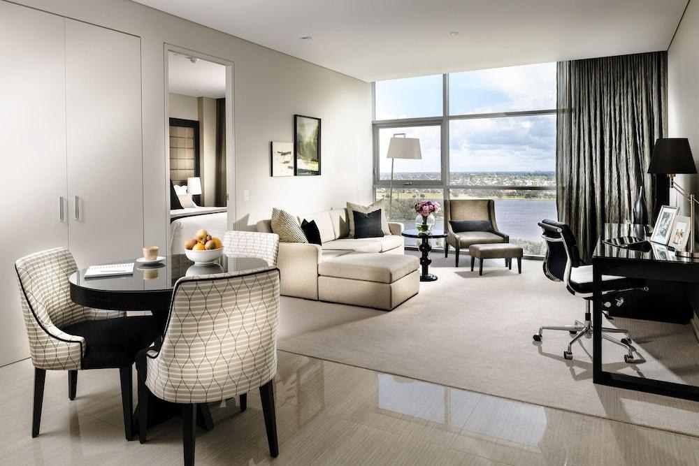 FRASER SUITES PERTH APARTMENTS photo 2