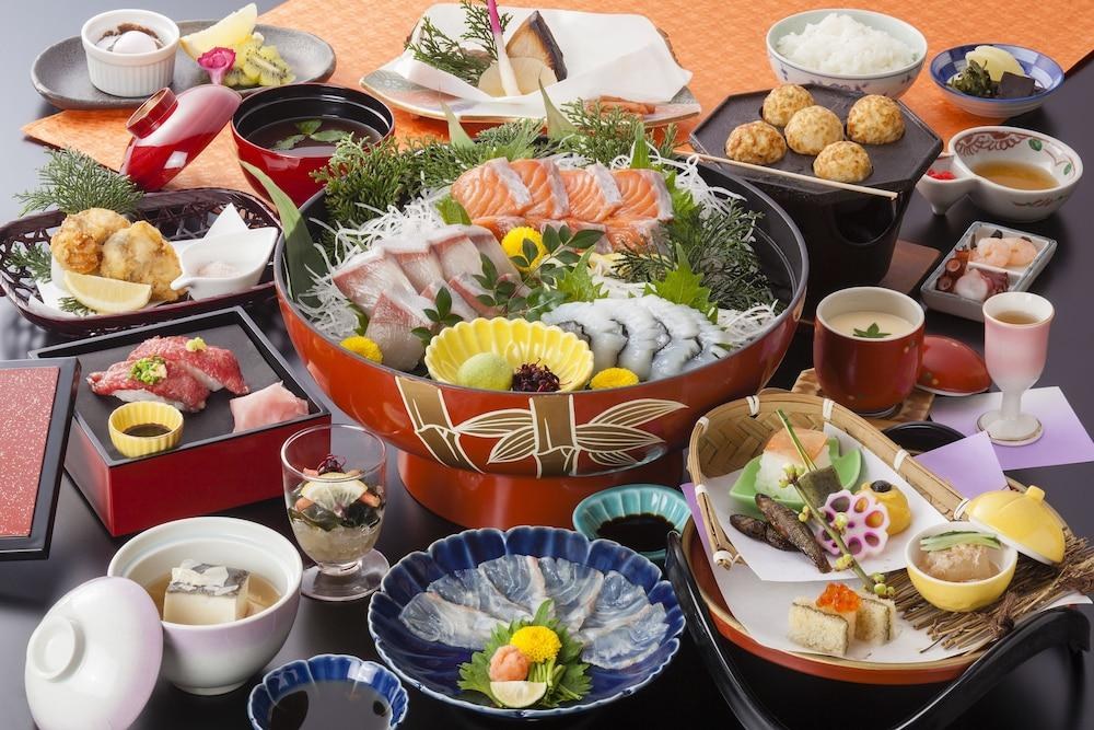 YAMATOYA HONTEN RYOKAN photo 4