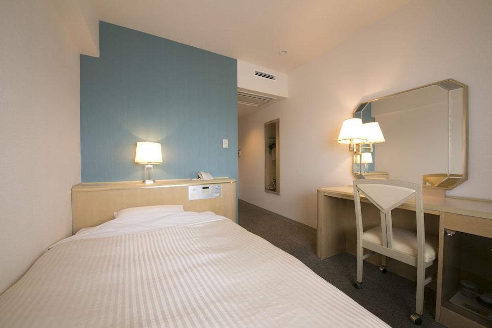 SHIN OSAKA WASHINGTON HOTEL PL photo 2